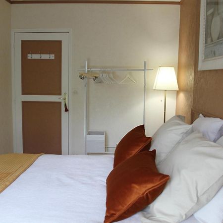 Chambres A La Maison Hermitage Aincourt Exterior foto