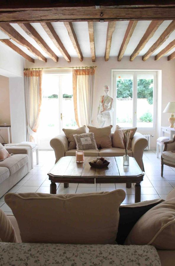 Chambres A La Maison Hermitage Aincourt Exterior foto