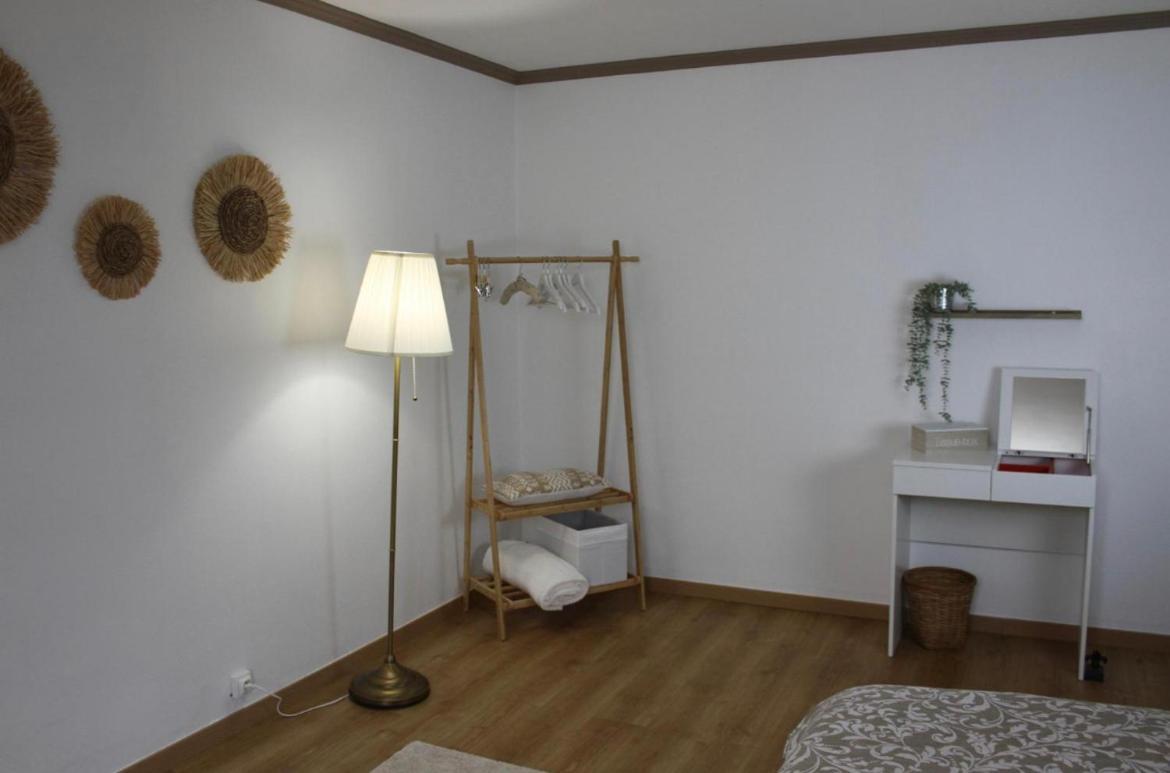 Chambres A La Maison Hermitage Aincourt Exterior foto