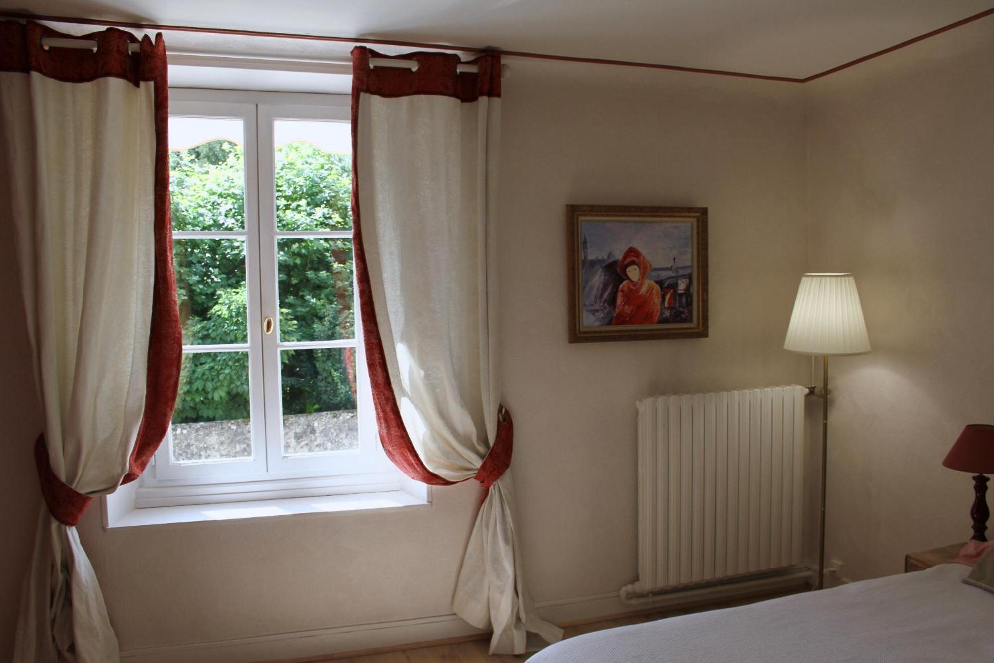 Chambres A La Maison Hermitage Aincourt Exterior foto
